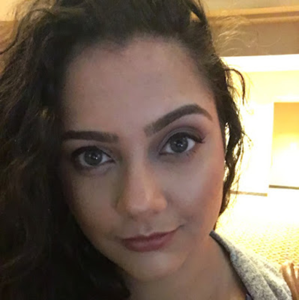 Meet your Posher, Jacqueline